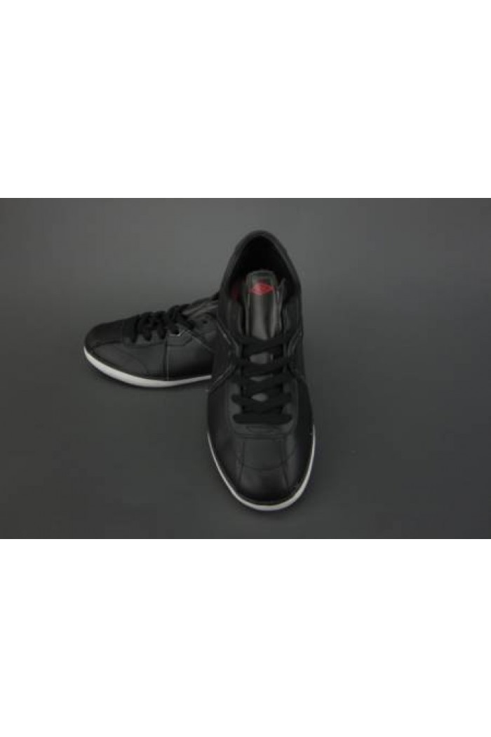 Umbro Terrace Low -  Умбро мъжки кожени кецове в черно