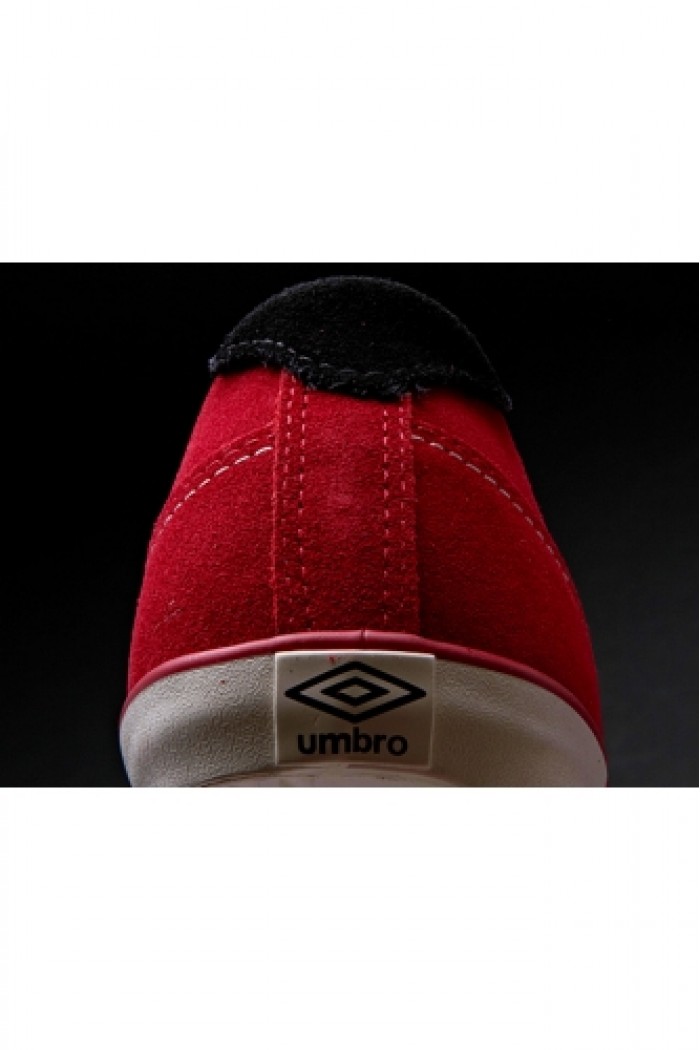 Umbro Terrace Low -  Умбро мъжки  кецове от червен велур.