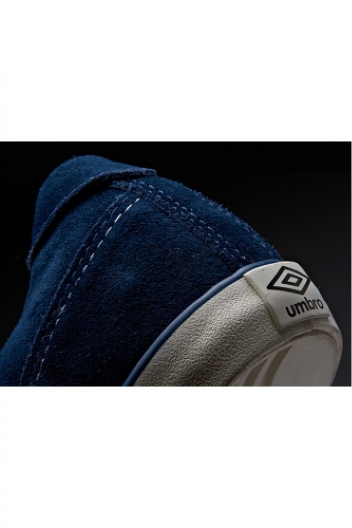 Umbro Terrace Low -  Умбро мъжки  обувки от тъмно син велур